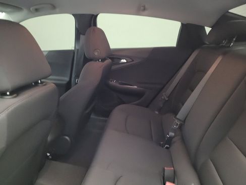 Used 2023 Chevrolet Malibu LS FWD image 18