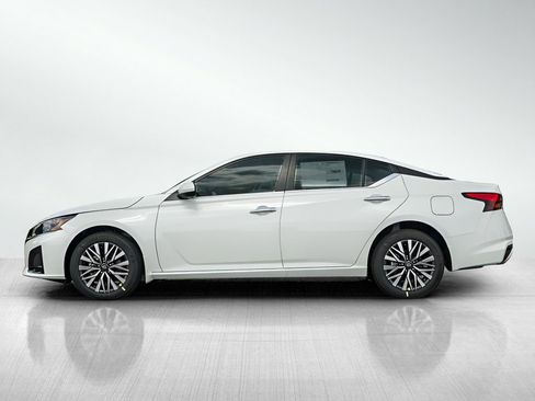 New 2025 Nissan Altima 2.5 SV w/ SV Premium Package image 4