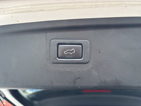 Used 2017 Subaru Outback 2.5i Touring w/ Popular Package #5A image 27