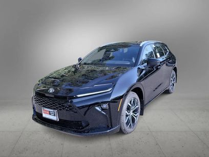 New 2025 Toyota Crown Signia XLE