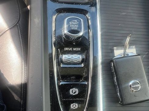Used 2020 Volvo S60 T5 Momentum w/ Protection Package Premier FWD image 28