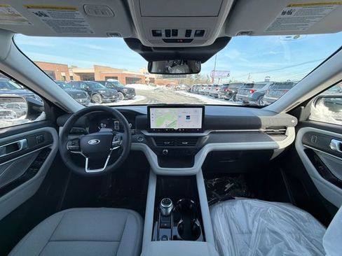 New 2026 Ford Explorer Platinum w/ LUX Leather Package AWD/4WD image 20