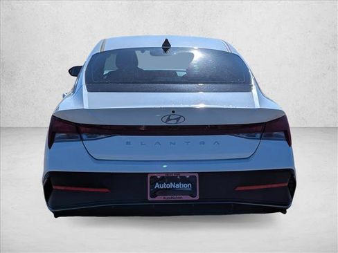 New 2026 Hyundai Elantra SE w/ Cargo Package image 6