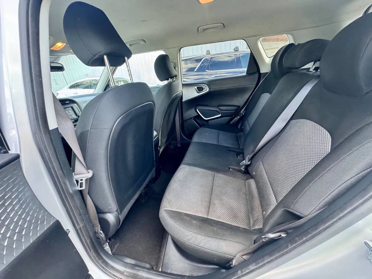 Used 2020 Kia Soul LX FWD image 15