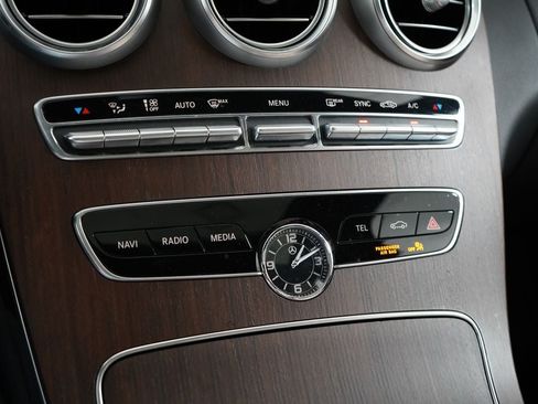 Used 2021 Mercedes-Benz C 300 4MATIC Sedan image 18