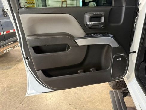 Used 2019 Chevrolet Silverado 2500 LTZ w/ Duramax Plus Package AWD/4WD image 39