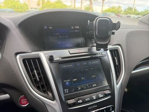 Used 2016 Acura TLX FWD image 29