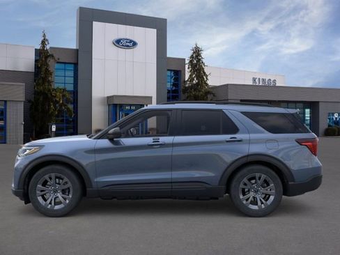 New 2026 Ford Explorer Active AWD/4WD image 3