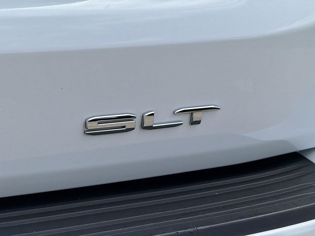 Used 2024 GMC Yukon SLT RWD image 31