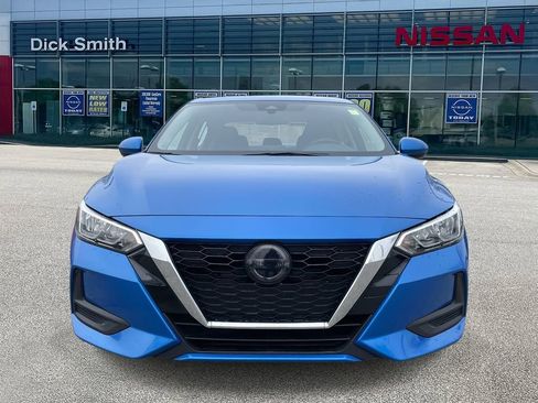 Used 2022 Nissan Sentra SV w/ Trunk Package image 2