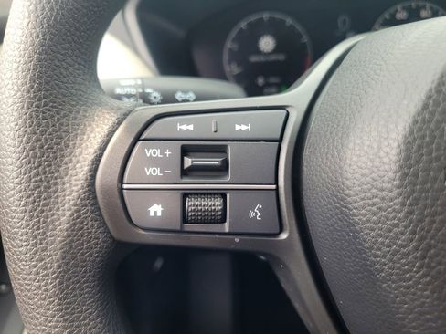 New 2026 Honda HR-V LX image 18