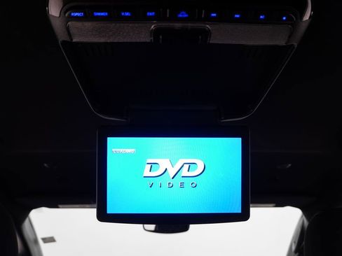 Used 2019 Chrysler Pacifica Touring Plus w/ S Appearance Package image 18