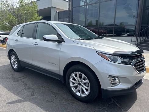 Used 2019 Chevrolet Equinox LT image 4