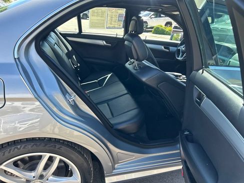 Used 2014 Mercedes-Benz C 250 Sedan image 16
