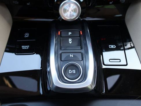 Certified 2025 Acura MDX Premium image 27