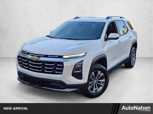 Used 2025 Chevrolet Equinox LT w/ Convenience Package II image 1