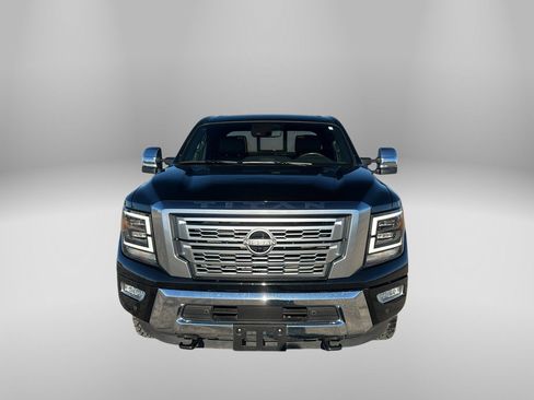 Used 2024 Nissan Titan Platinum Reserve w/ Moonroof Package image 5