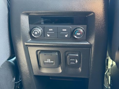 Used 2023 Chevrolet Traverse Premier w/ LPO, Floor Liner Package AWD/4WD image 13