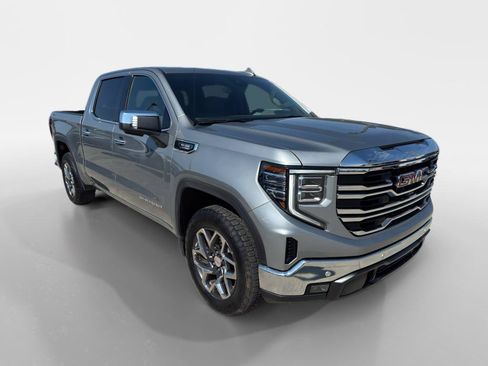 Used 2025 GMC Sierra 1500 SLT w/ SLT Premium Plus Package AWD/4WD image 7