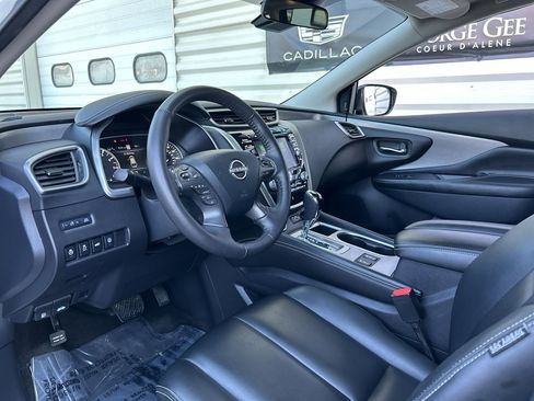 Used 2024 Nissan Murano SV AWD/4WD image 10