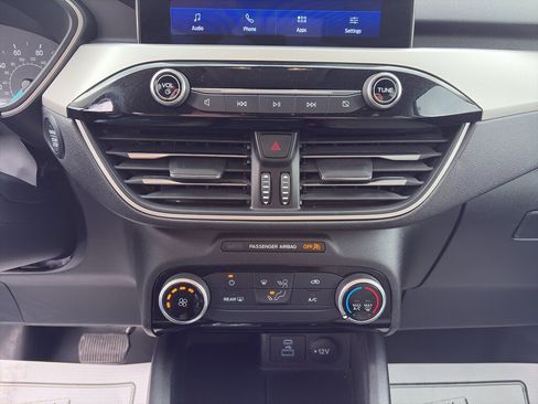 Used 2022 Ford Escape SE AWD/4WD image 14