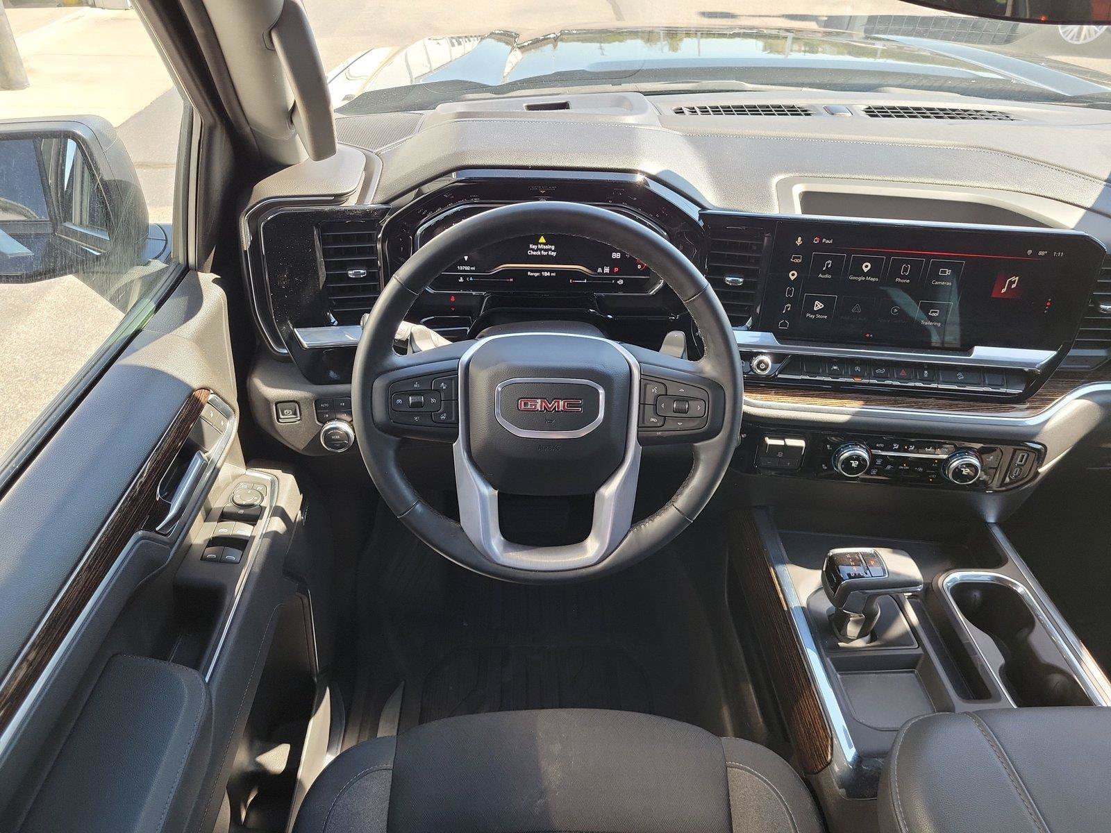 Used 2025 GMC Sierra 1500 Elevation AWD/4WD image 9