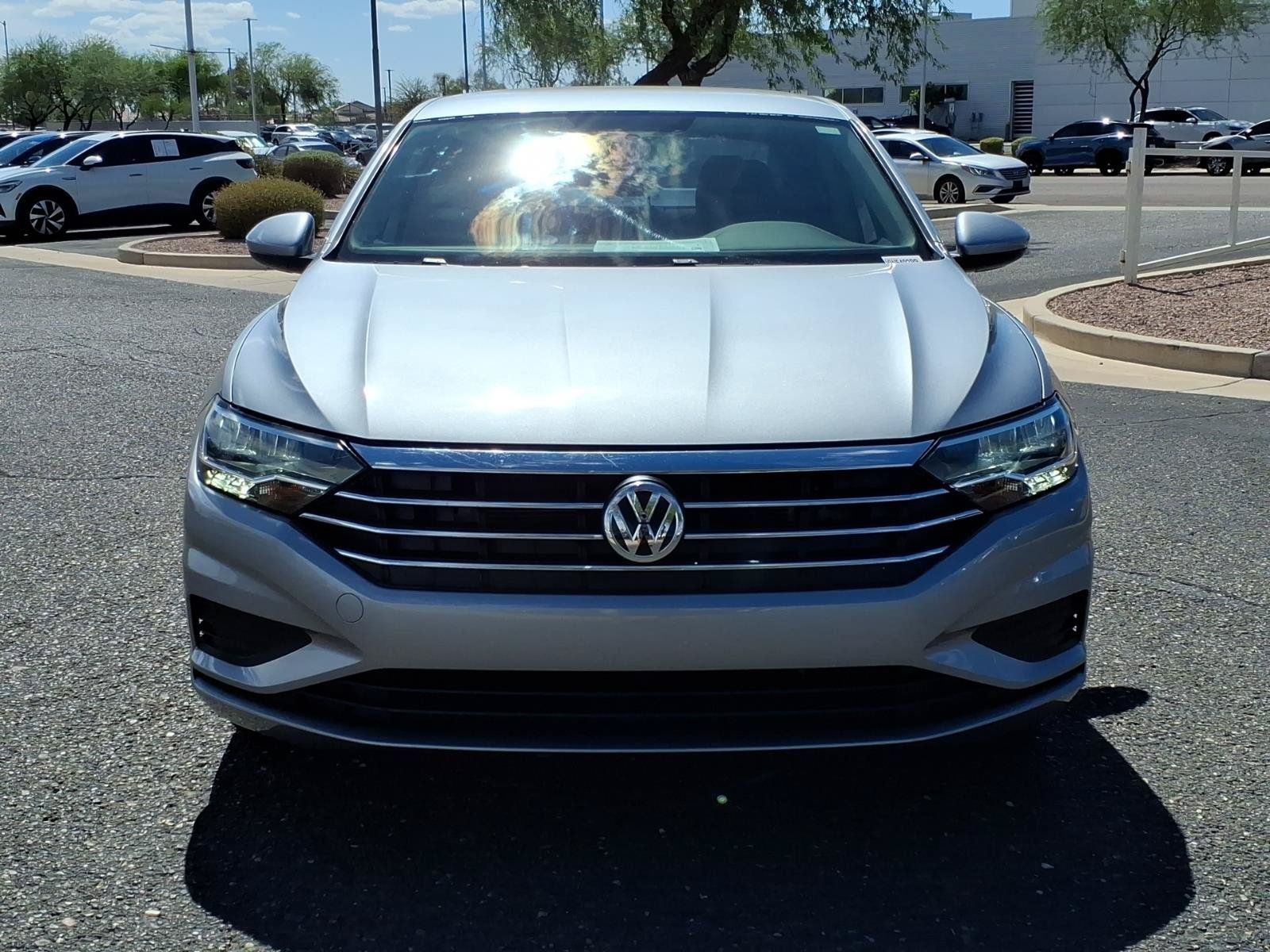 Used 2019 Volkswagen Jetta S w/ Driver Assistance Package FWD image 2