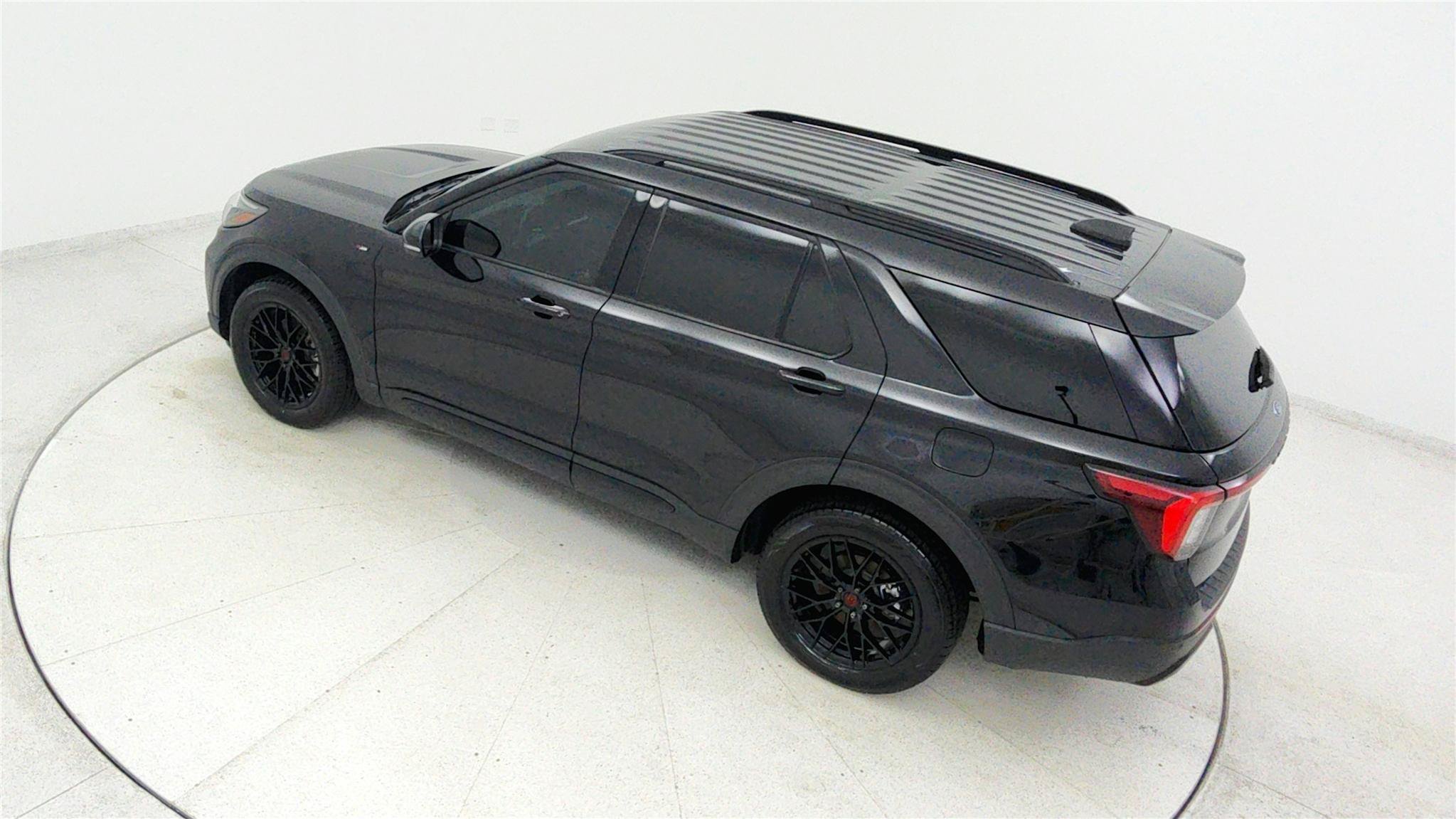 Used 2025 Ford Explorer ST-Line AWD/4WD image 37