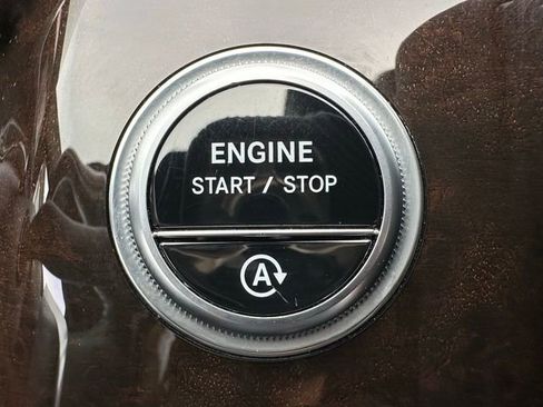 Certified 2022 Mercedes-Benz S 500 4MATIC image 24