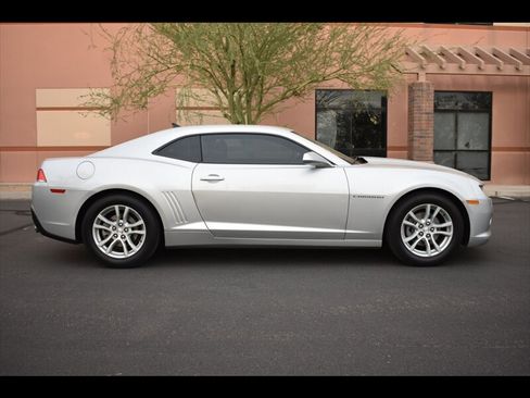 Used 2015 Chevrolet Camaro LS RWD image 1