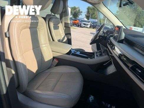 Used 2021 Lincoln Aviator Reserve w/ Equipment Group 201A AWD/4WD image 41