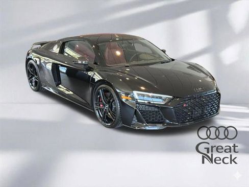 Certified 2023 Audi R8 V10 performance AWD/4WD image 8