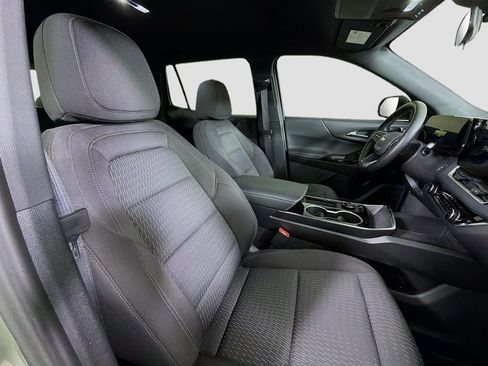 Used 2026 Chevrolet Equinox LT FWD image 29