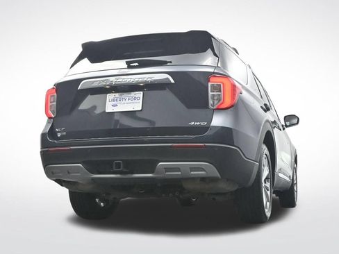 Used 2023 Ford Explorer XLT w/ Equipment Group 202A AWD/4WD image 44