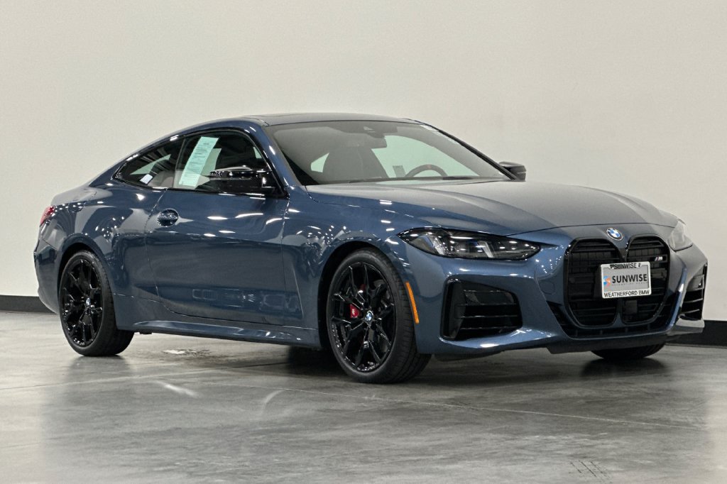 Used 2026 BMW M440i Coupe w/ Parking Assistance Package RWD image 2
