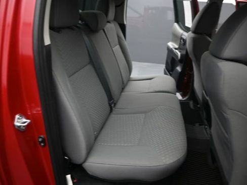 Used 2021 Toyota Tacoma SR5 RWD image 16