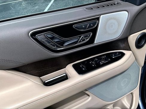 Used 2023 Lincoln Navigator L Reserve AWD/4WD image 51