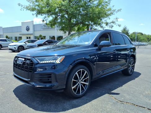 Used 2023 Audi Q7 3.0T Premium Plus AWD/4WD image 5