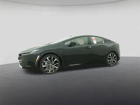 New 2026 Toyota Prius Plug-In Hybrid image 18