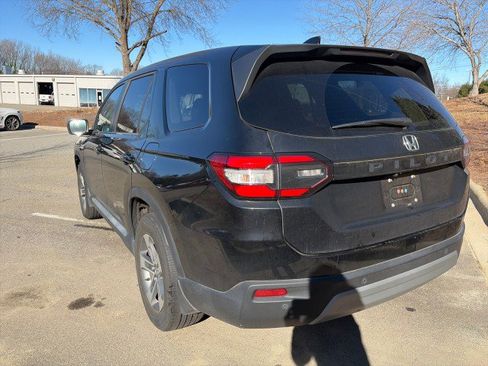 Certified 2023 Honda Pilot EX-L image 5