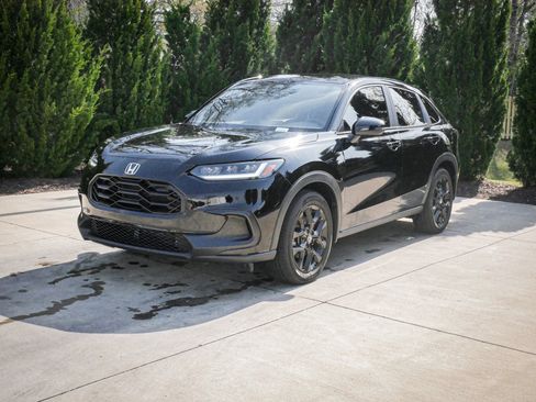 Used 2023 Honda HR-V Sport image 5