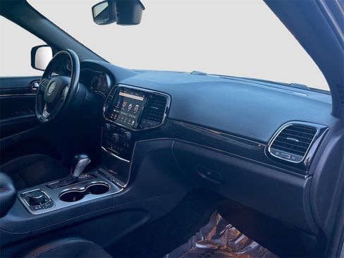 Used 2020 Jeep Grand Cherokee Trailhawk image 30