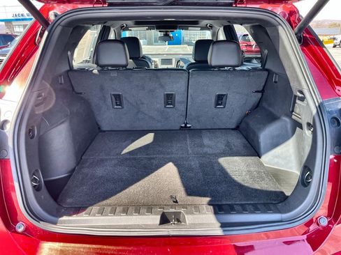 Certified 2023 Chevrolet Equinox RS image 25