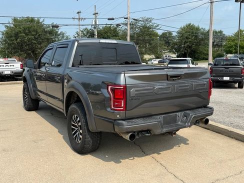 Used 2019 Ford F150 Raptor w/ Equipment Group 802A Luxury AWD/4WD image 9