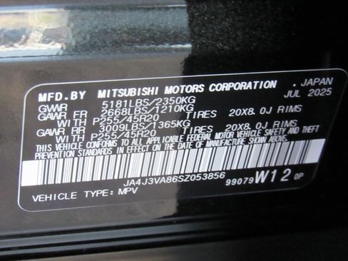 New 2025 Mitsubishi Outlander SE image 14