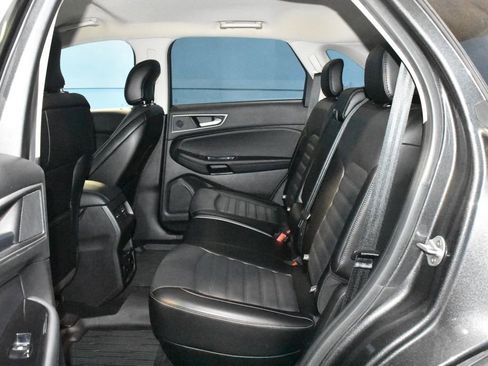 Used 2018 Ford Edge SEL w/ Equipment Group 201A AWD/4WD image 20