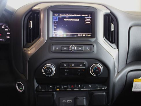 Used 2025 Chevrolet Silverado 1500 Custom Trail Boss image 25