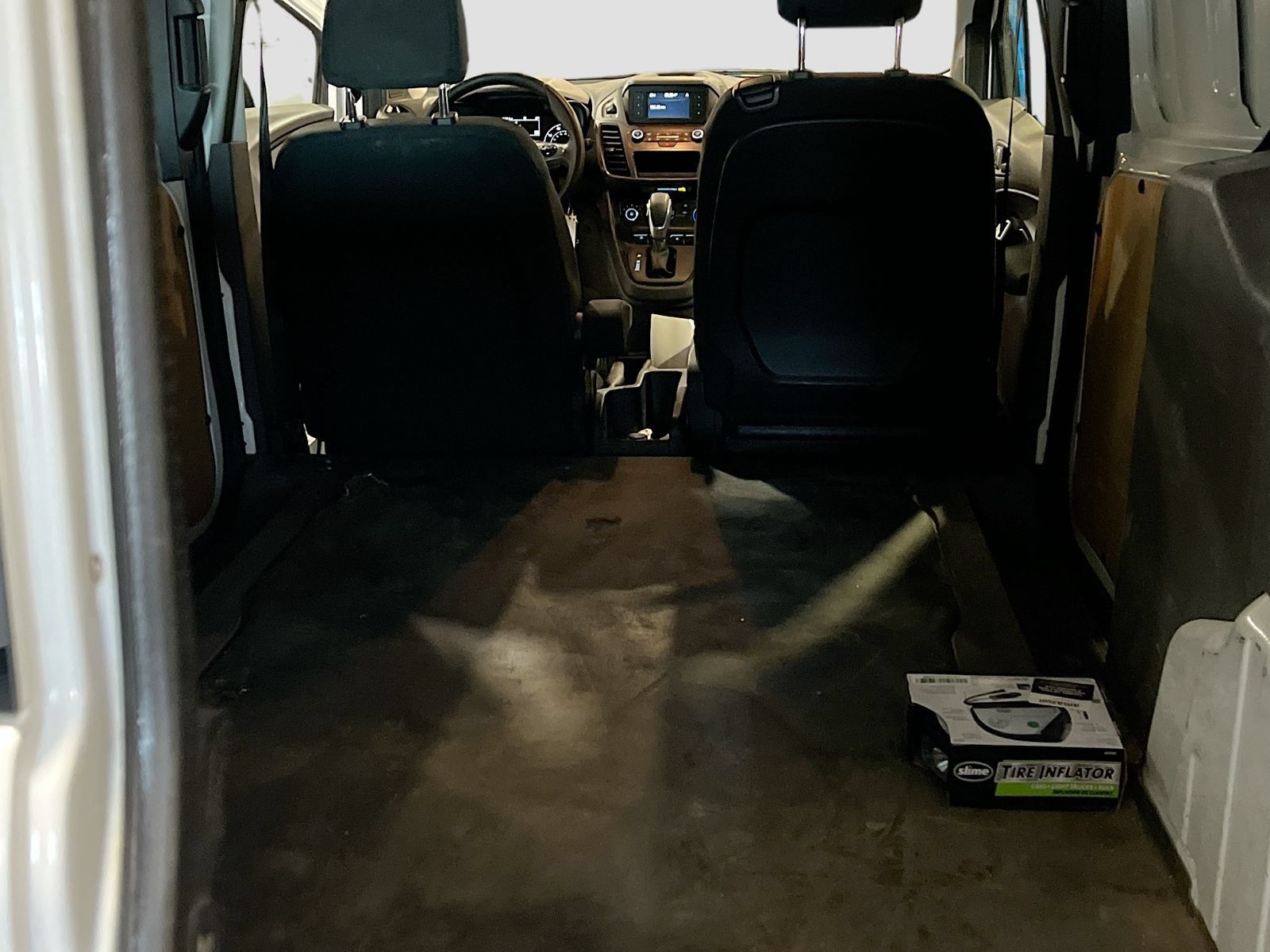 Used 2023 Ford Transit Connect XL FWD image 24