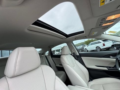 Used 2019 Honda Insight Touring image 27