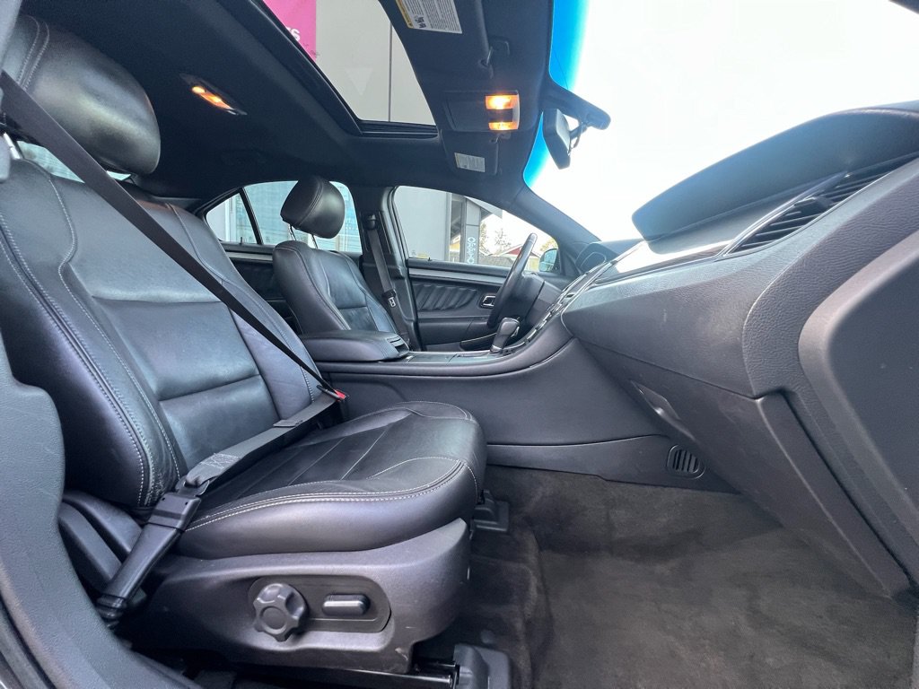 Used 2015 Ford Taurus SEL w/ Equipment Group 201A FWD image 20
